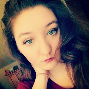 Meet your Posher, Hanna